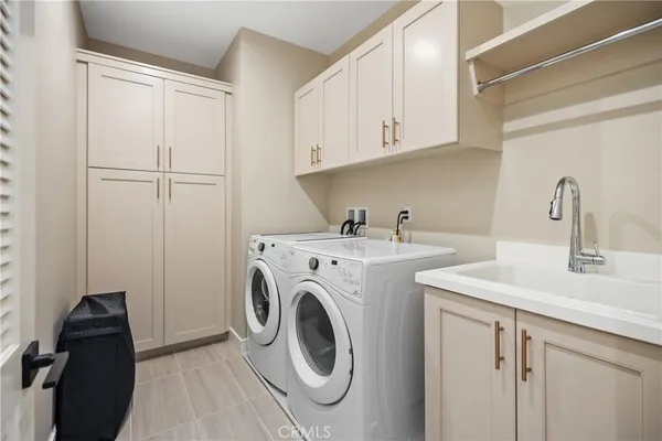 $3,288,000 | 142 Sabbia, Irvine, CA 92602