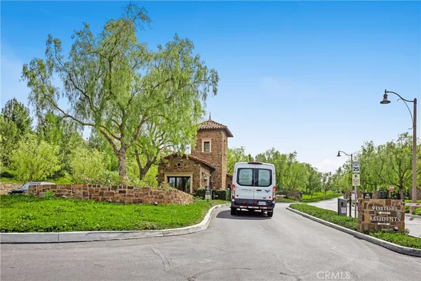 $3,288,000 | 142 Sabbia, Irvine, CA 92602