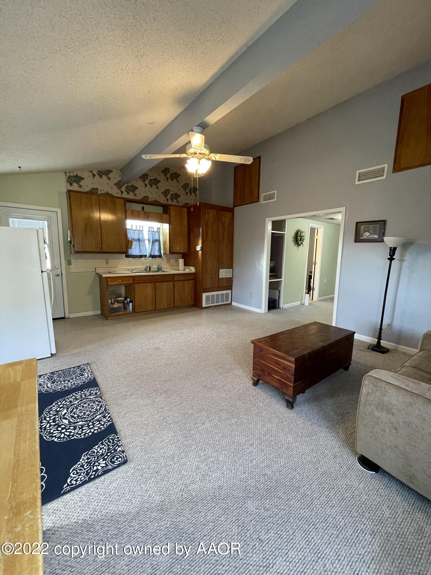 810 Ave Q Sunray, TX 79086 - Photo 29 of 29 a bedroom with furniture and a couch