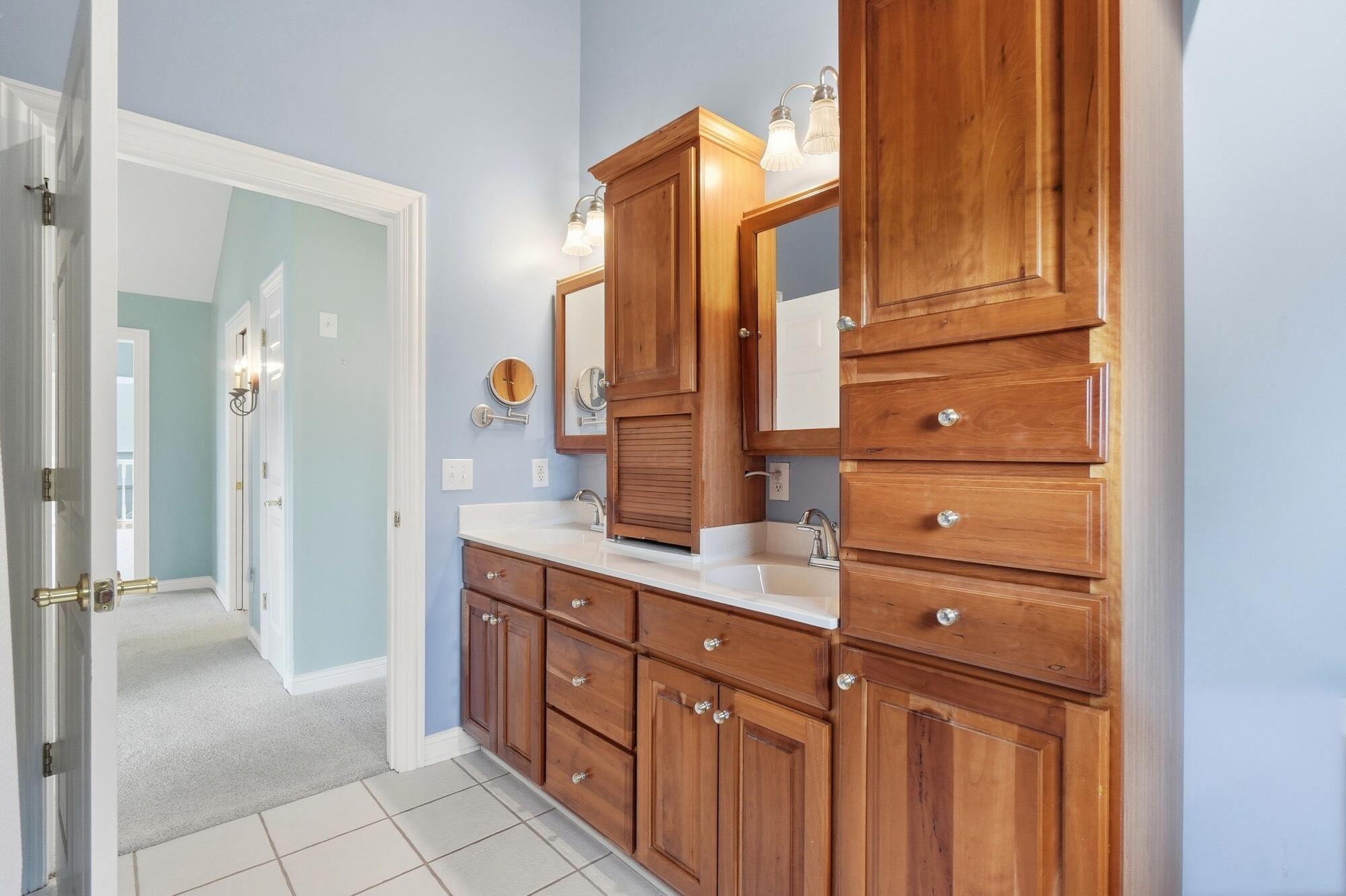 9521 Brock Road Plain City, OH 43064 - Photo 23 of 70 Full Bath