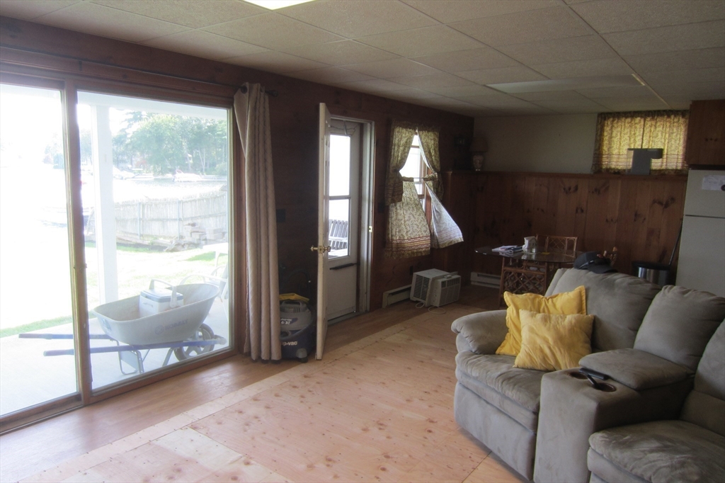 274 Killdeer Road Webster, MA 01570 - Photo 21 of 32 Gallery Image 21