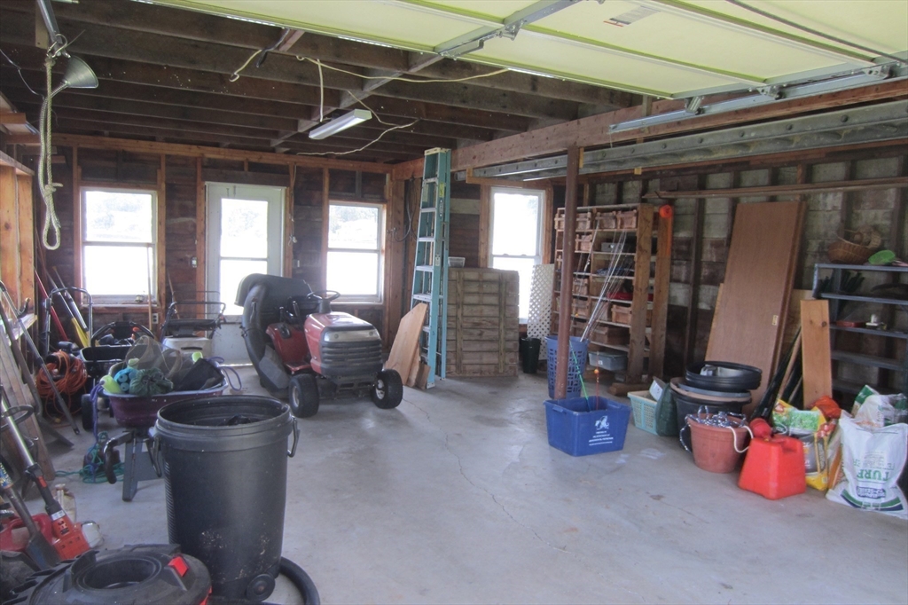 274 Killdeer Road Webster, MA 01570 - Photo 31 of 32 Gallery Image 31