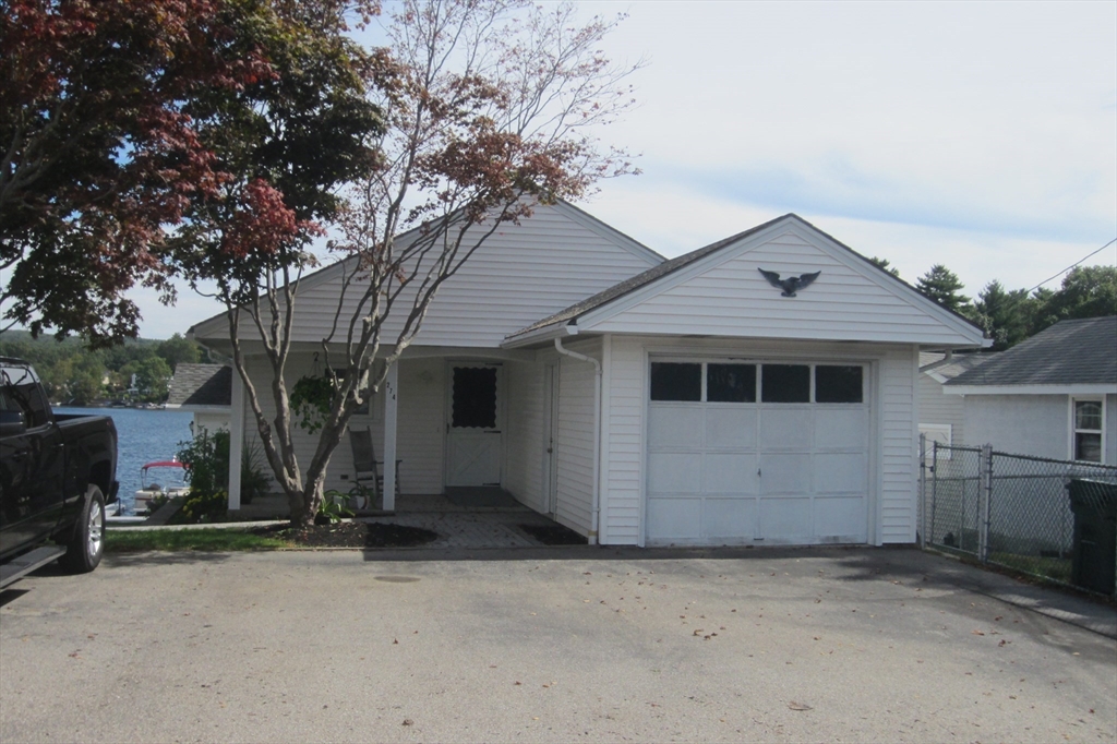 274 Killdeer Road Webster, MA 01570 - Photo 4 of 32 Gallery Image 4