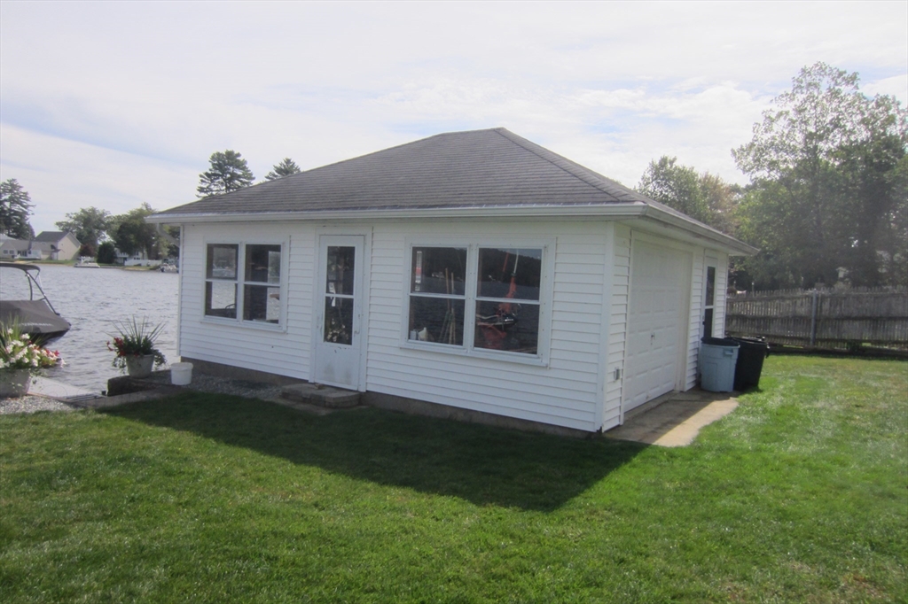 274 Killdeer Road Webster, MA 01570 - Photo 10 of 32 Gallery Image 10