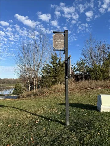 $575,000 | 16505 MacAllister Court, Loch Lloyd, MO 64012