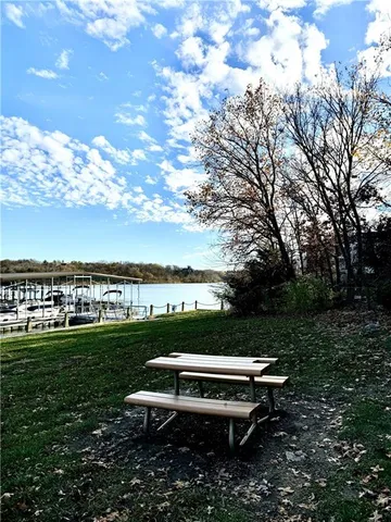 $575,000 | 16505 MacAllister Court, Loch Lloyd, MO 64012