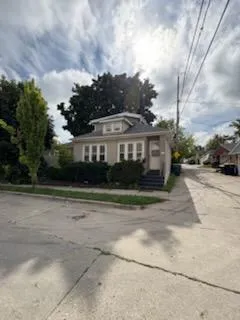 $165,000 | 5715 West Mitchell Street, West Allis, WI 53214