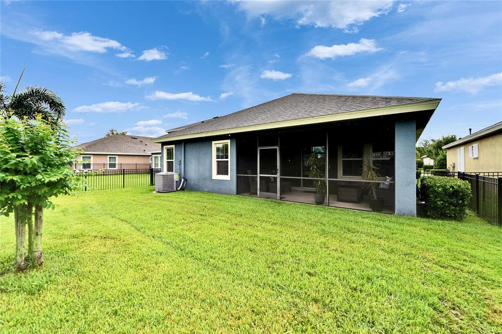 6127 Colmar Place Apollo Beach, FL 33572 - Photo 56 of 72 a view of a house with yard and porch
