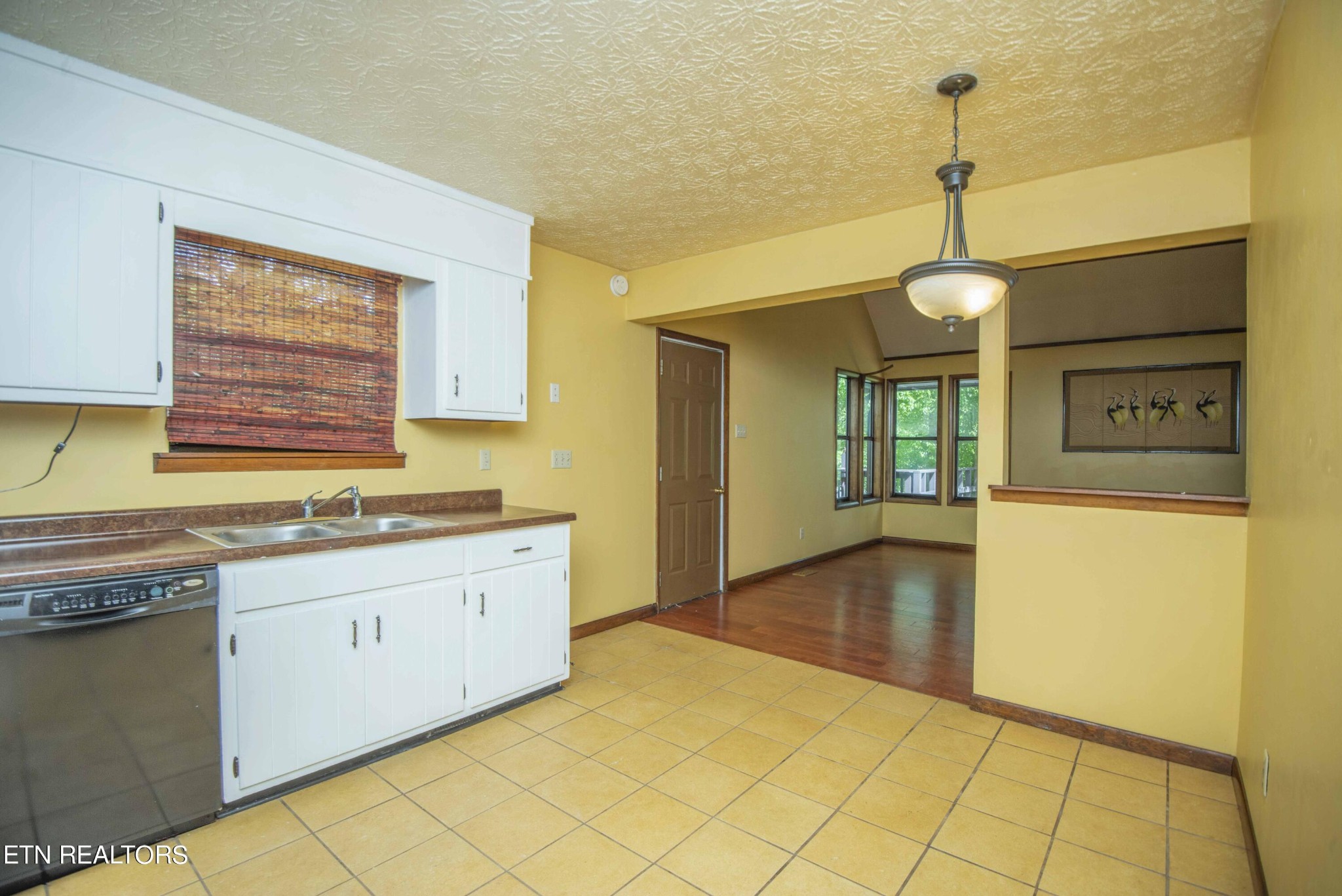 738 Bluff Pointe Road Harriman, TN 37748 - Photo 5 of 20 Gallery Image 5
