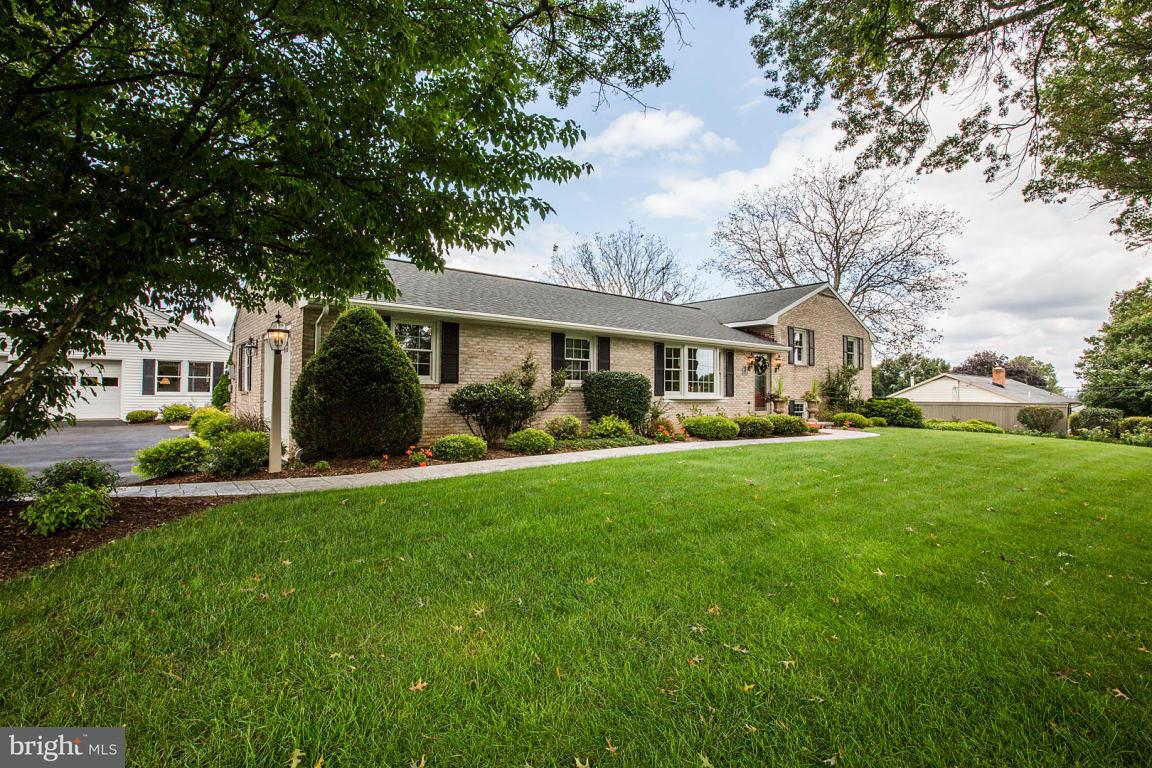 811 Lincoln Road Lititz, PA 17543 - Photo 1 of 78