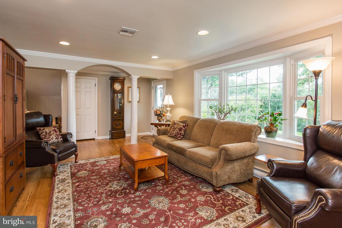 811 Lincoln Road Lititz, PA 17543 - Photo 9 of 78