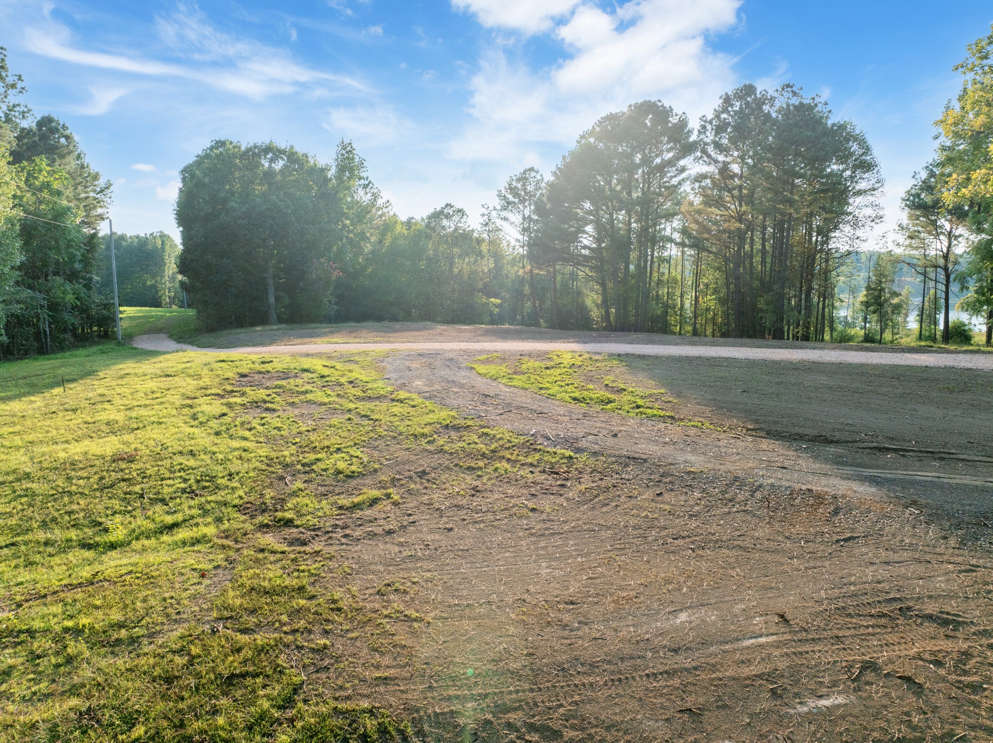 890 Kyle Road Huntingdon, TN 38344 - Photo 27 of 29 a view of a backyard of the house
