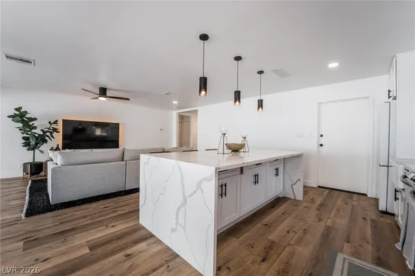$3,300 | 2206 Heavenly View Drive, Henderson, NV 89014
