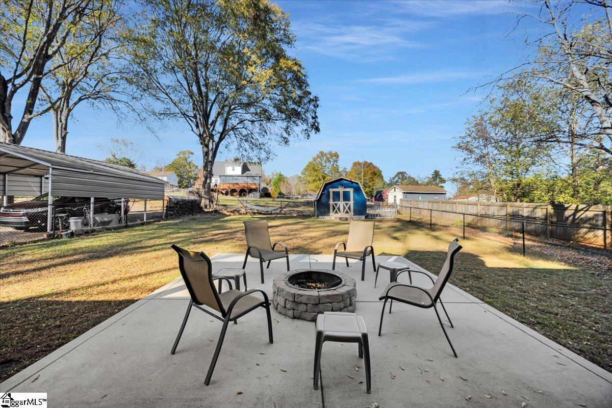 104 Carolina Avenue Easley, SC 29640 - Photo 26 of 35