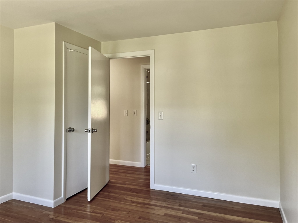 39 Jeffrey Lane Amherst, MA 01002 - Photo 22 of 41