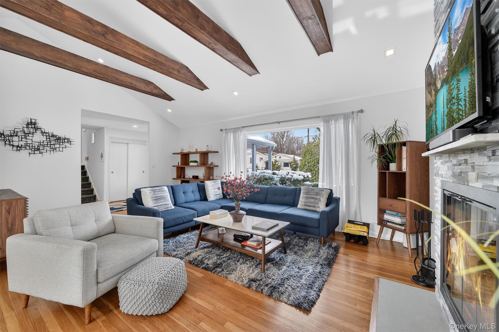 24 Whitewood Road White Plains, NY 10603 - Photo 21 of 49