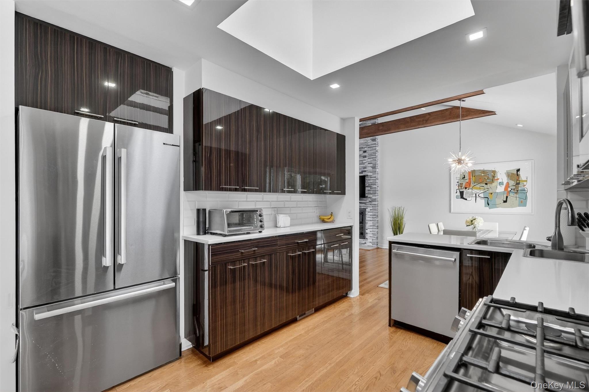 24 Whitewood Road White Plains, NY 10603 - Photo 32 of 49