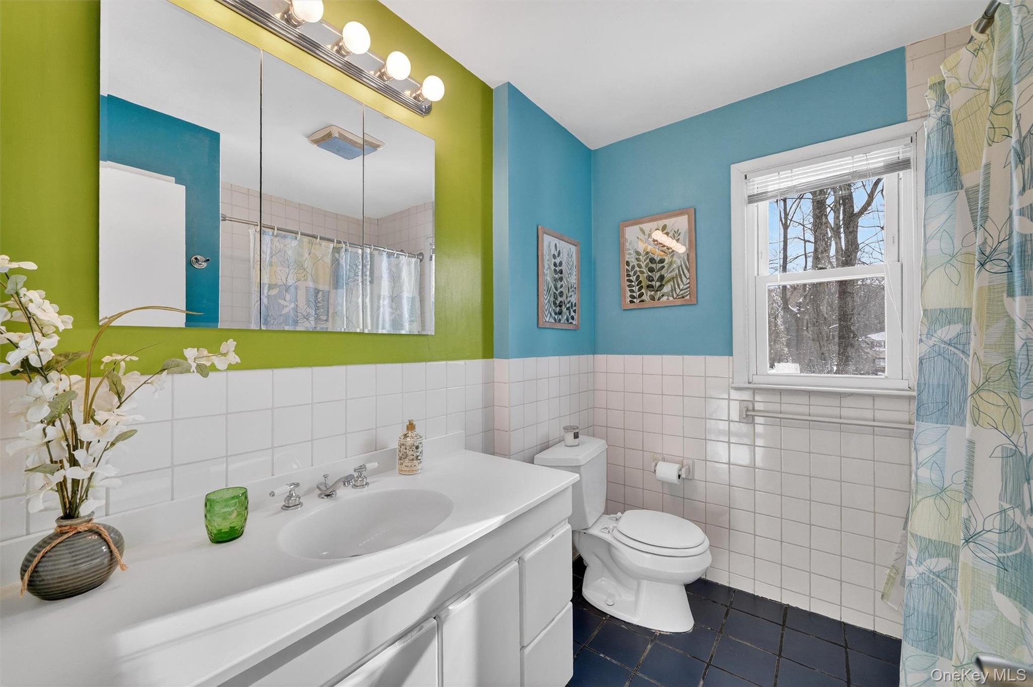 24 Whitewood Road White Plains, NY 10603 - Photo 38 of 49