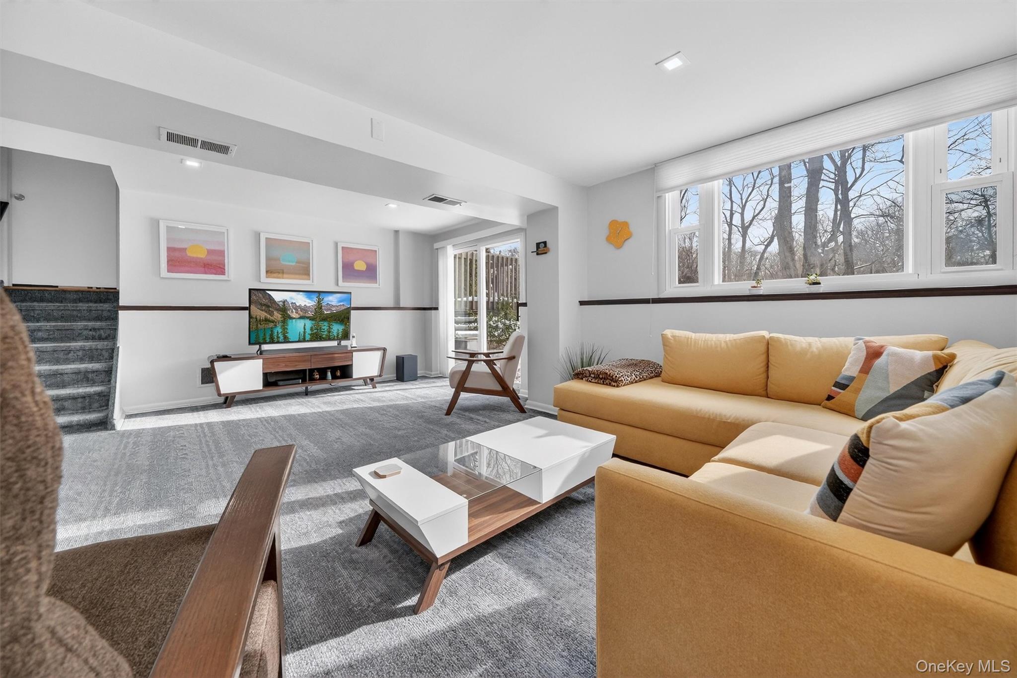 24 Whitewood Road White Plains, NY 10603 - Photo 43 of 49