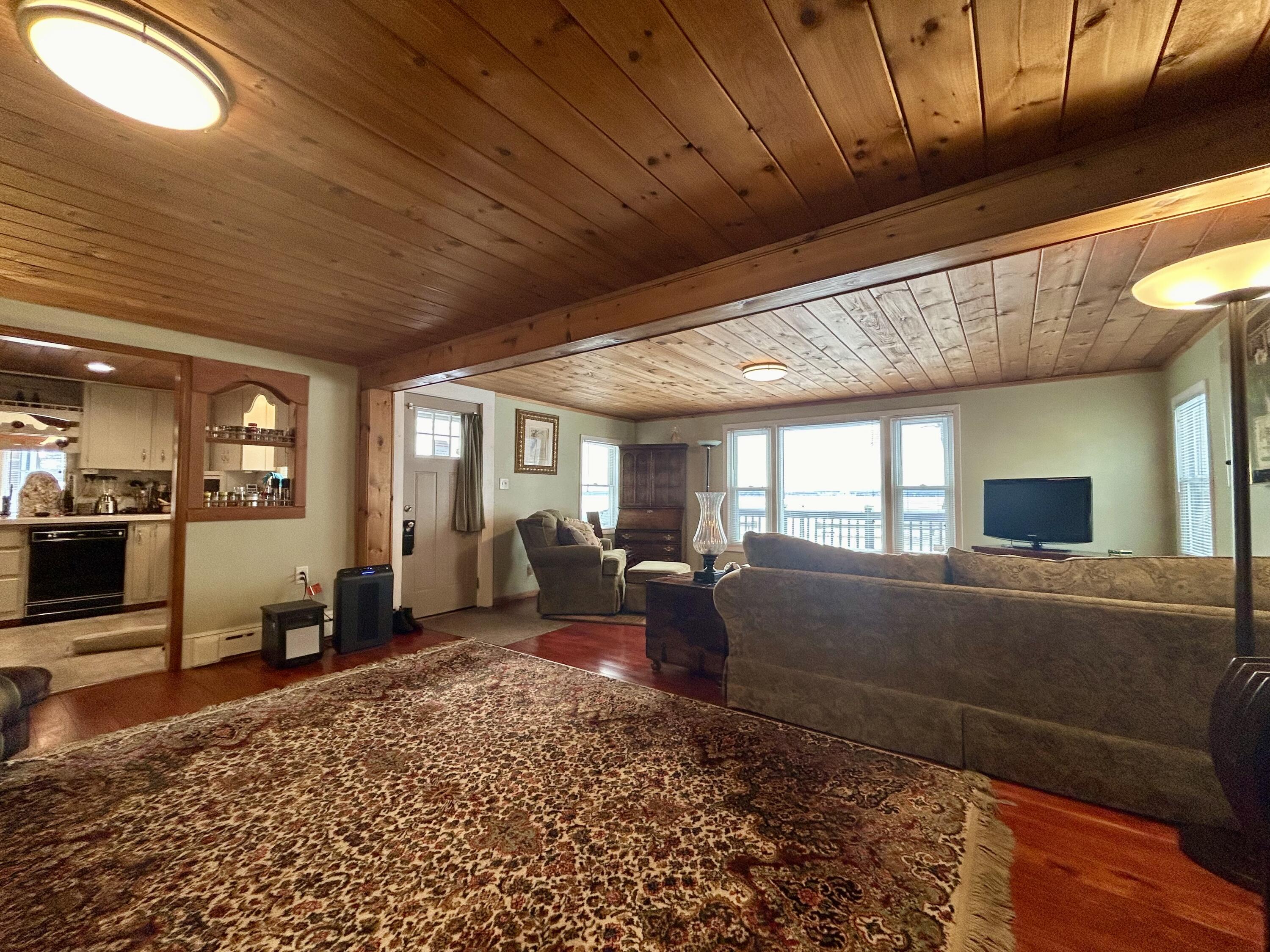 311 Cumberland Head Road Plattsburgh, NY 12901 - Photo 10 of 37 Gallery Image 10