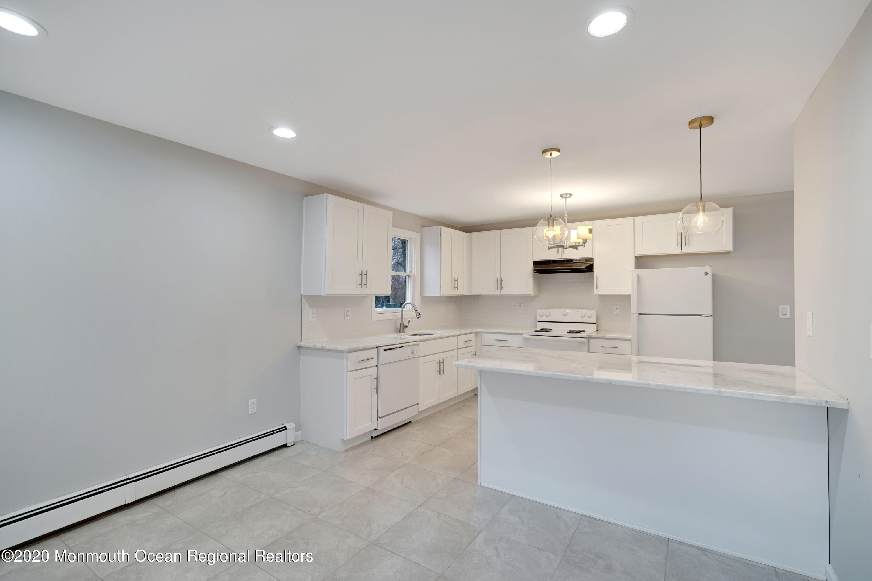 17 Helen Avenue Howell, NJ 07731 - Photo 11 of 67 025_dsc00157-dsc00161