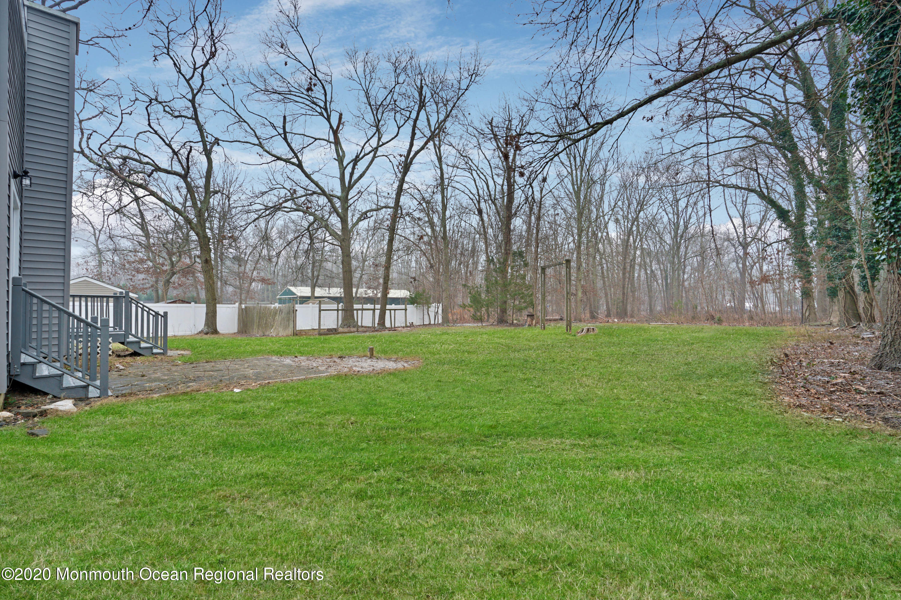 17 Helen Avenue Howell, NJ 07731 - Photo 46 of 67 073_dsc00547-dsc00551_1
