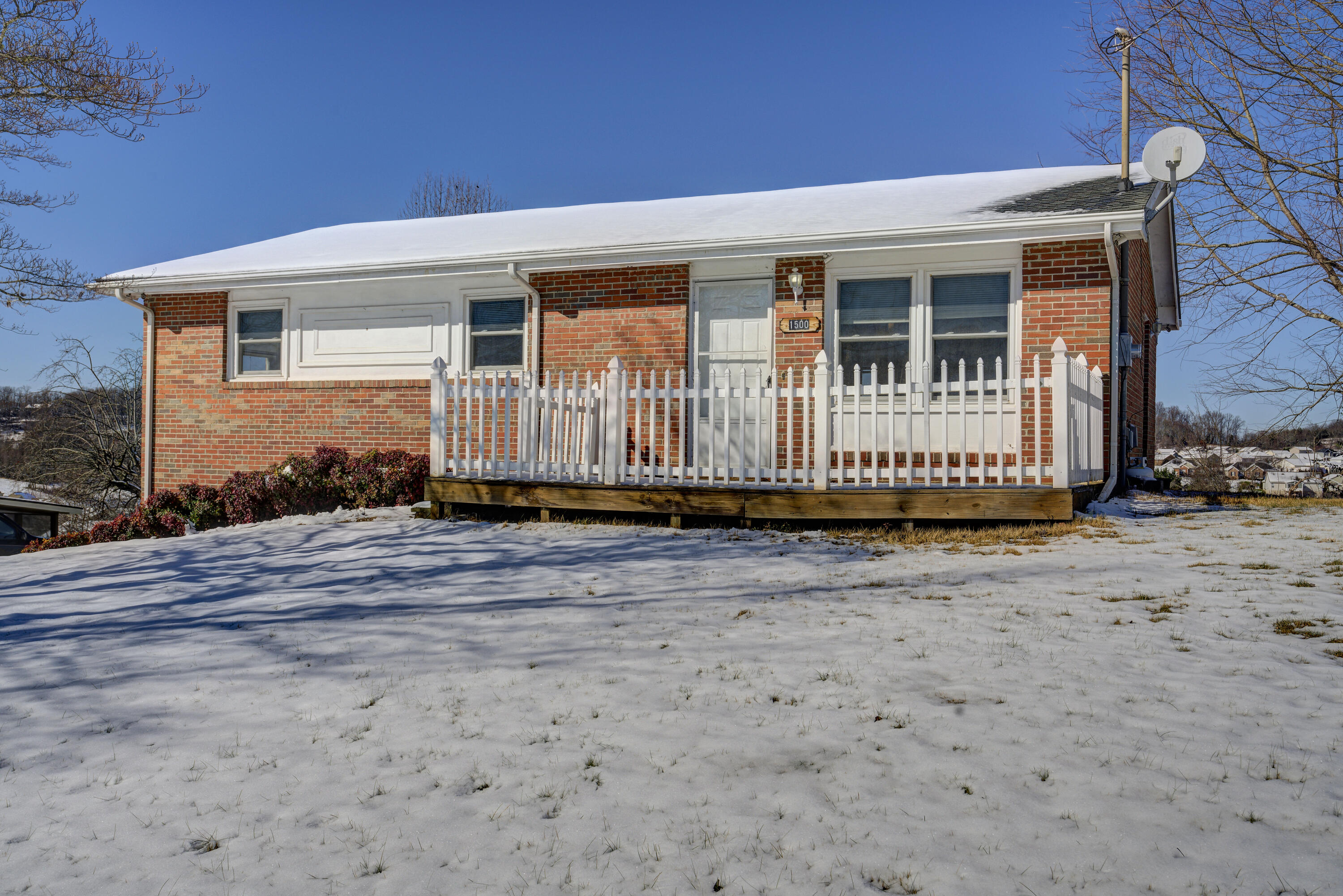 1500 Ben Gamble Road Jonesborough, TN 37659 - Photo 1 of 40 FRONT
