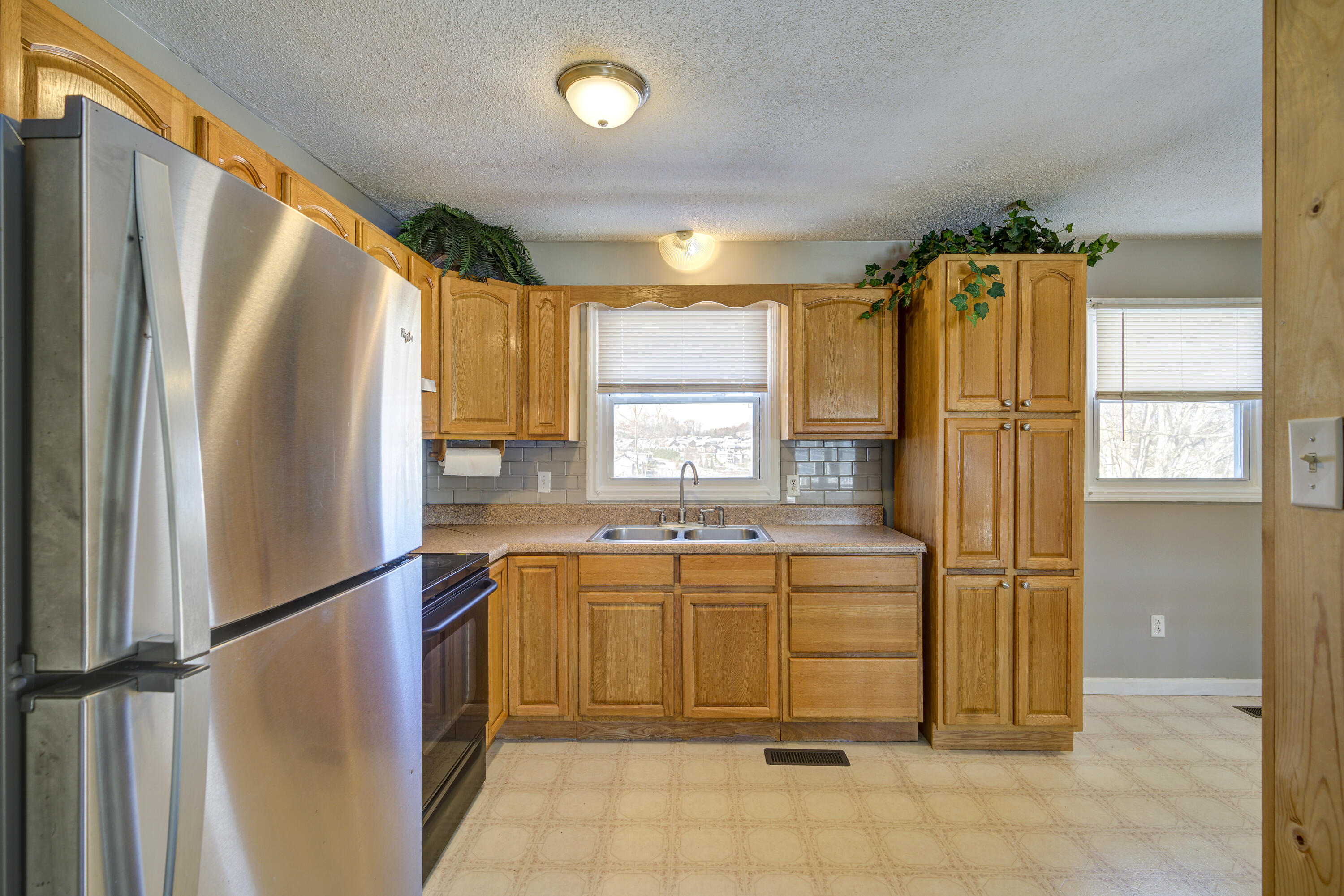 1500 Ben Gamble Road Jonesborough, TN 37659 - Photo 16 of 40 KITCHEN