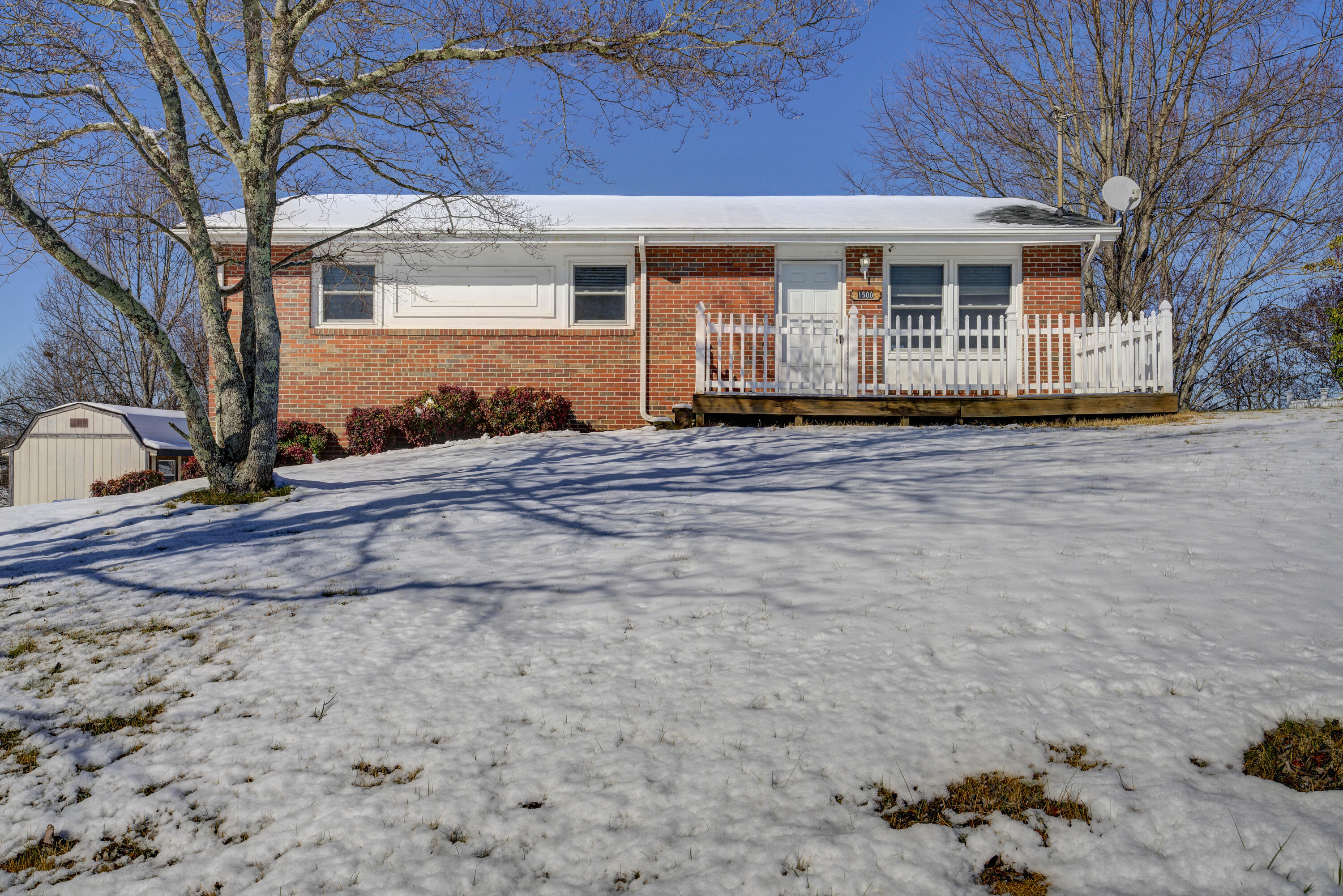 1500 Ben Gamble Road Jonesborough, TN 37659 - Photo 3 of 40 FRONT