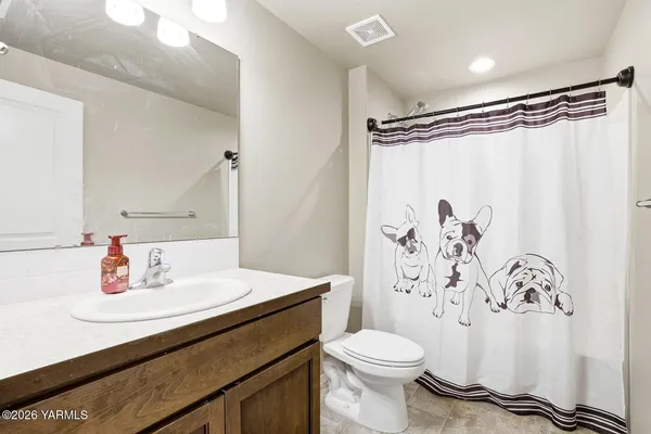 $415,000 | 6101 Ian Avenue, Yakima, WA 98903