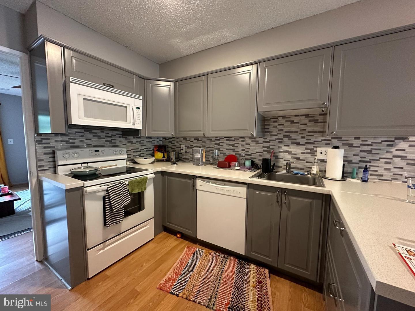 2215 Cartwright Place Reston, VA 20191 - Photo 4 of 14