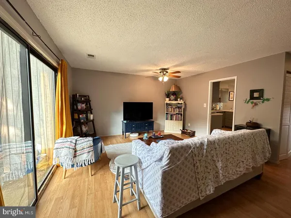 $2,500 | 2215 Cartwright Place, Reston, VA 20191