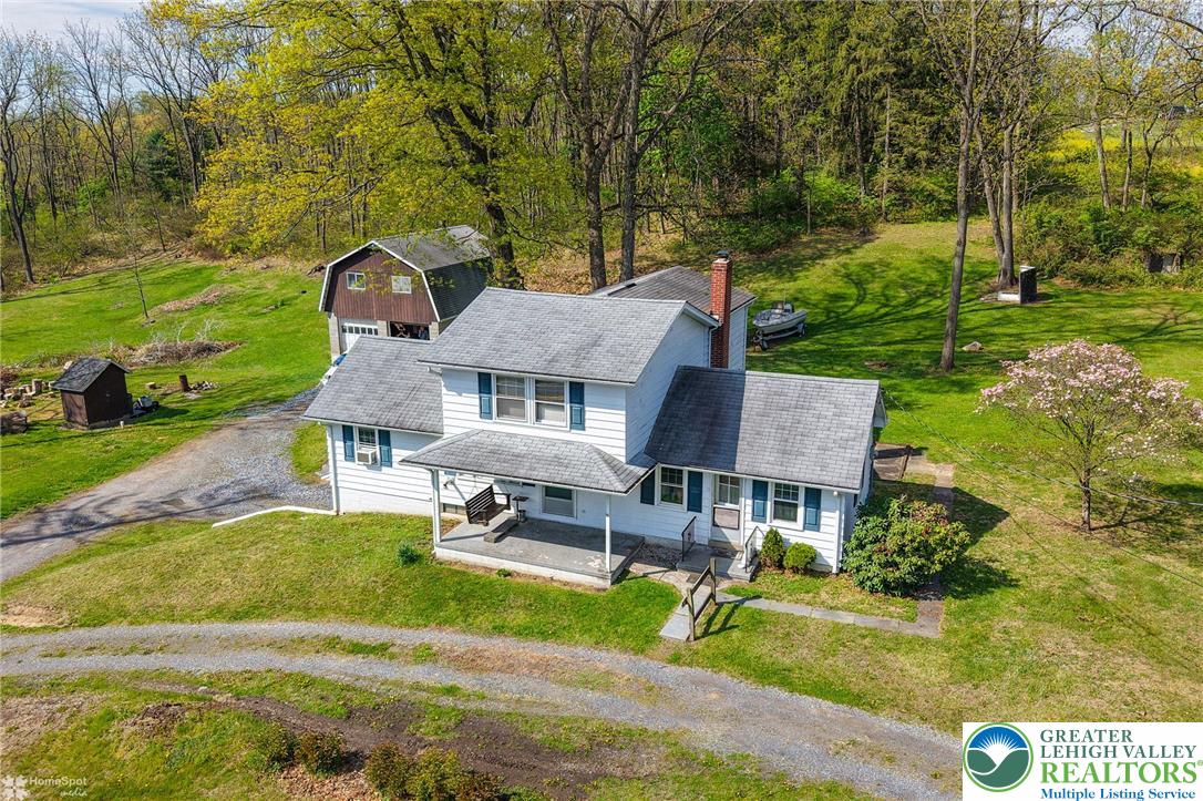 429 Monocacy Drive Bath, PA 18014 - Photo 3 of 61