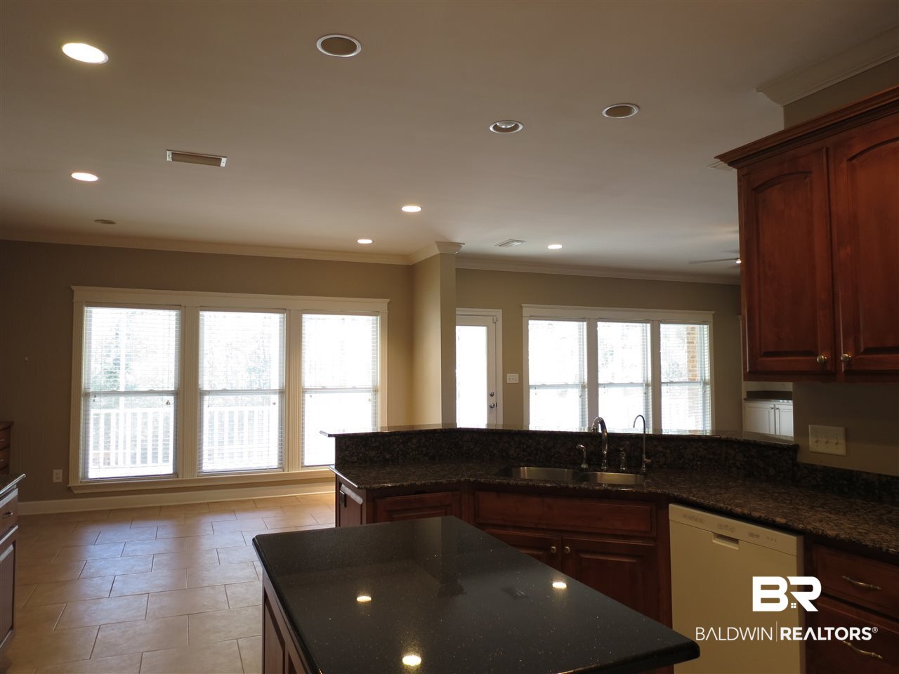 1350 Cameron Drive Mobile, AL 36695 - Photo 7 of 29 Kitchen/Breakfast