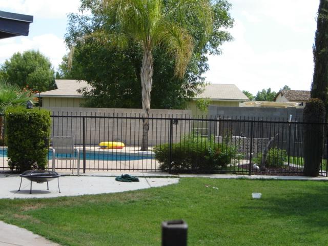 2831 East Backus Road Mesa, AZ 85213 - Photo 7 of 11 Fenced Diving Pool