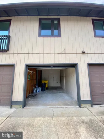 $235,000 | 544 Glen Court, Glen Burnie, MD 21061