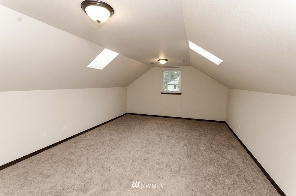 9209 Fox Ridge Lane Southeast Olympia, WA 98513 - Photo 13 of 24 Gallery Image 13