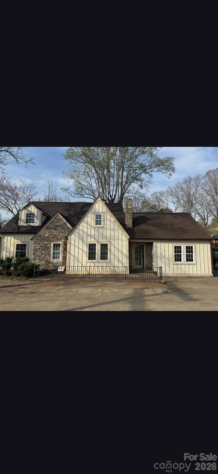 282 West Mountain Street Rutherfordton, NC 28139 - Photo 1 of 19 Gallery Image 1