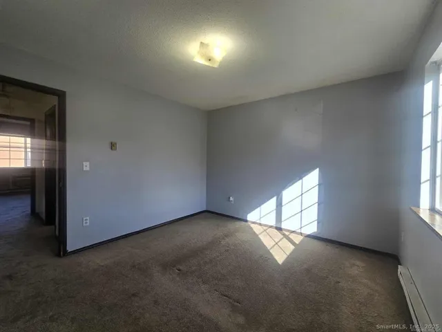 $1,450 | 921 Hamilton Avenue, Unit 11, Waterbury, CT 06706