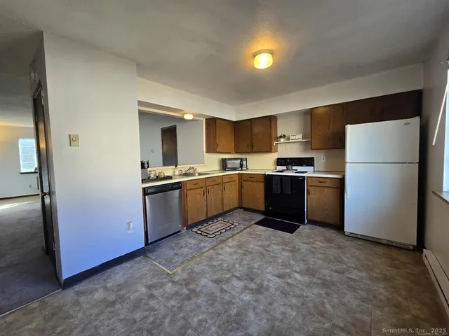 $1,450 | 921 Hamilton Avenue, Unit 11, Waterbury, CT 06706