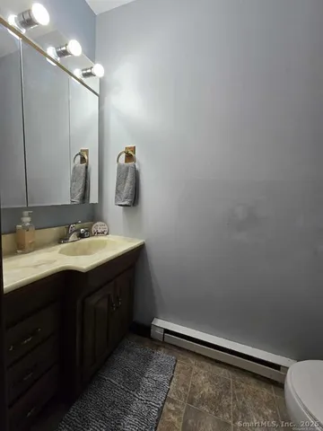 $1,450 | 921 Hamilton Avenue, Unit 11, Waterbury, CT 06706