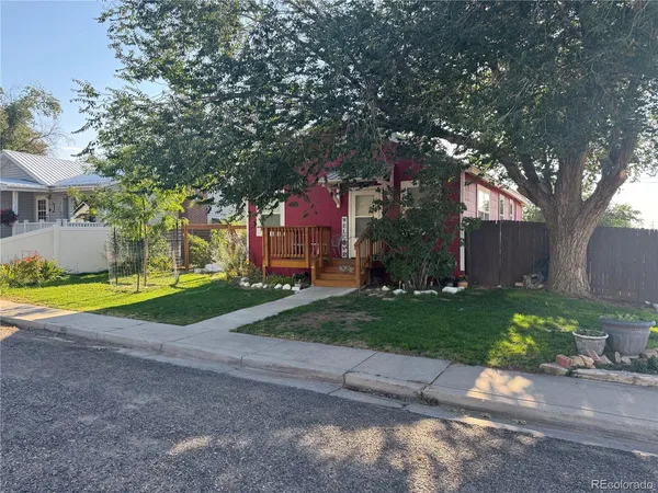 $167,500 | 203 Dakota Avenue, Rangely, CO 81648