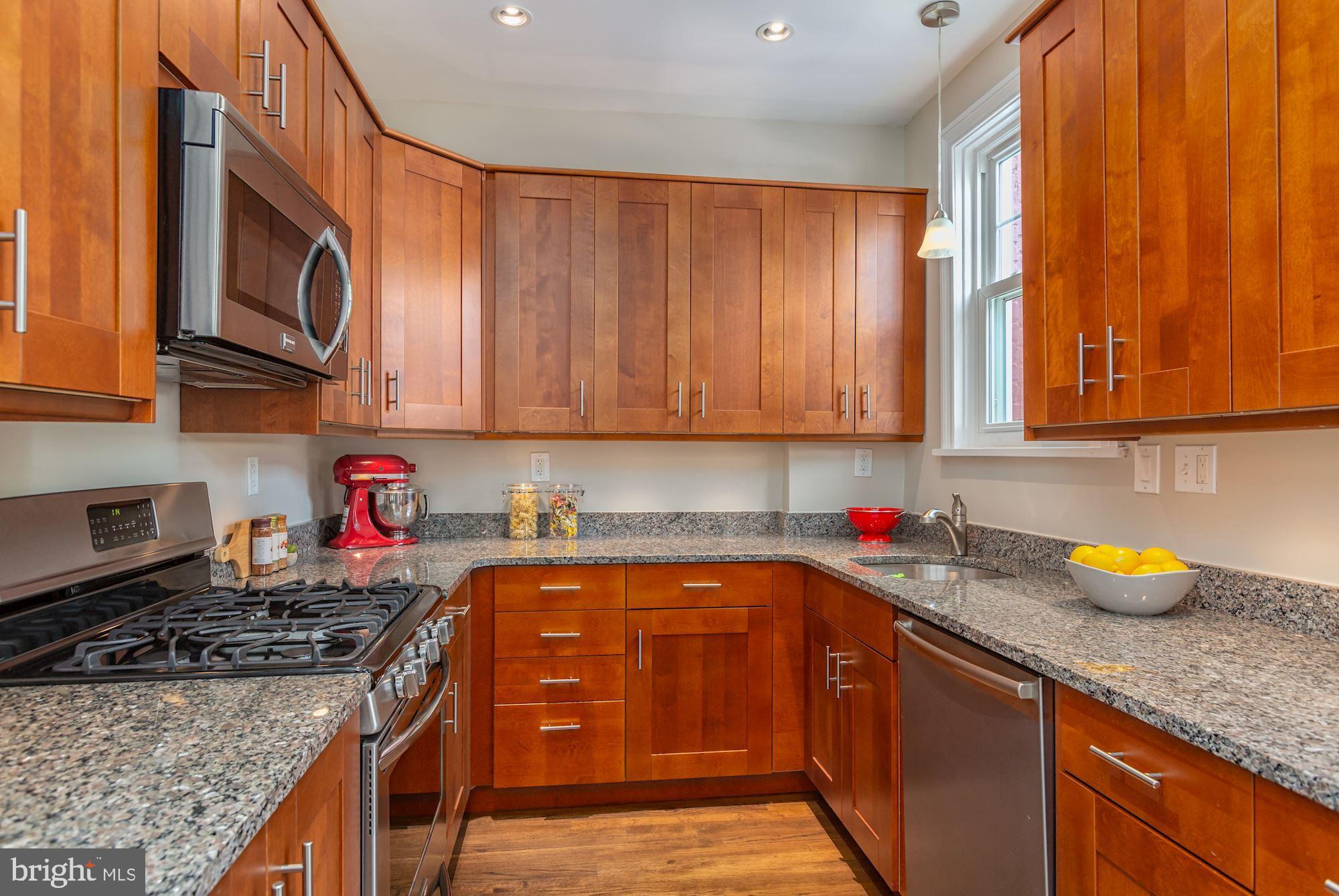 711 Tewkesbury Place Northwest Washington, DC 20012 - Photo 6 of 15 Beautiful Kitchen