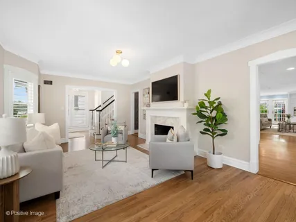 $1,425,000 | 30 Waverly Avenue, Clarendon Hills, IL 60514