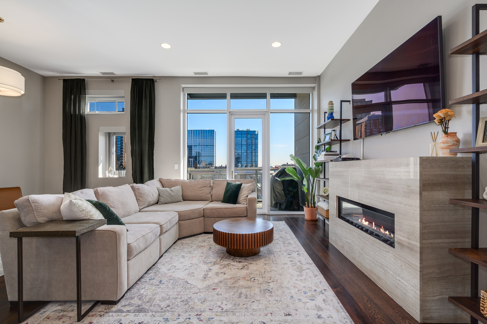 1120 West Adams Street, Unit 5W Chicago, IL 60607 - Photo 2 of 28