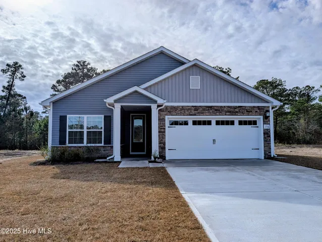 $378,900 | 178 Umbrella Palm Drive, Hampstead, NC 28443