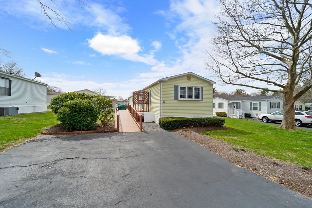 4 Valley Forge Road Taunton, MA 02780 - Photo 11 of 30