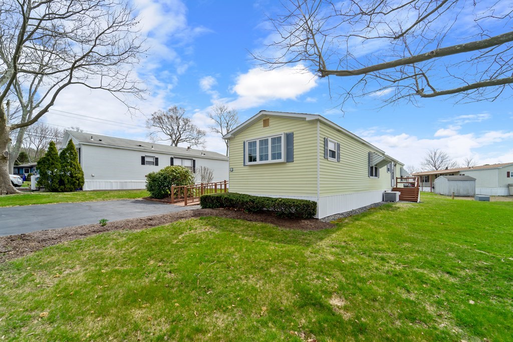 4 Valley Forge Road Taunton, MA 02780 - Photo 3 of 30