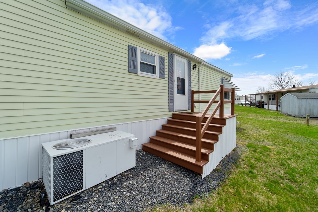 4 Valley Forge Road Taunton, MA 02780 - Photo 4 of 30