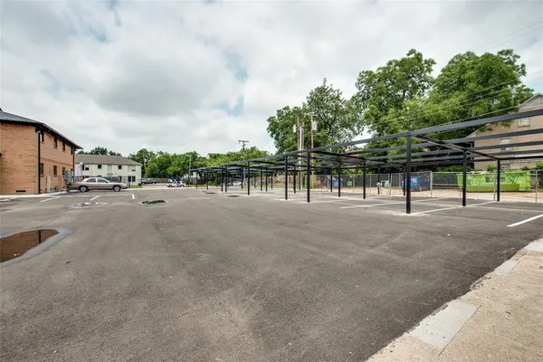 $7,500,000 | 5103-5111 Live Oak Street, Dallas, TX 75206